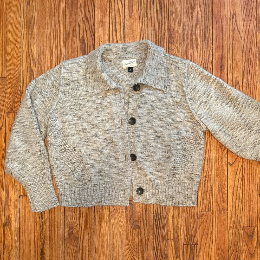 Universal thread green cropped sweater cardigan size extra large